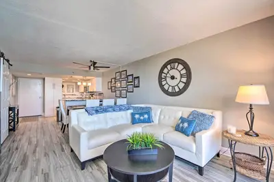 Image de Relaxing Hudson Condo Steps from the Pool!