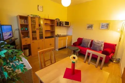 Image de 2-bed apartment, apartment (downstairs) - Steuer, Axel