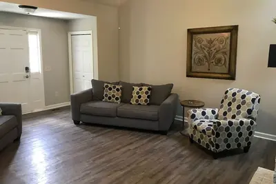 Image de North Marietta - Whole Home - Extended Stay