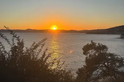 Image de Logement Independant Au Calme A 700m Des Plages