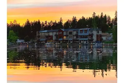 Image de Beautiful Waterfront 3 Bedroom Condo