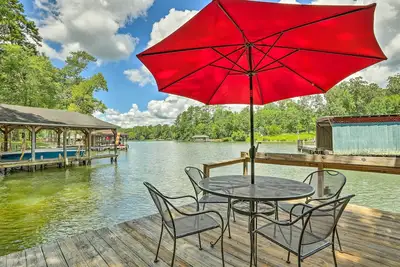 Image de Waterfront Sparta Gem w/ Fire Pit & Kayak!