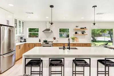 Image de New! Modern Atx Retreat Close to Everything