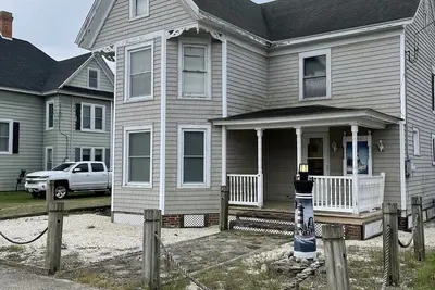 Image de Newly remodeled quiet single-family house by the bay