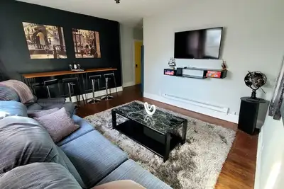 Image de Entire Rental Unit/ Very Close to Cle & Edgewater