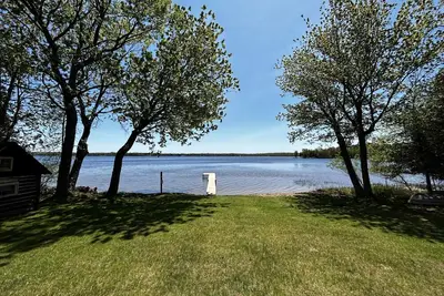 Image de Lakefront Cottage on South Manistique Lake