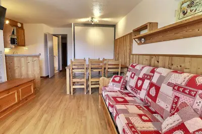 Charmant Appartement à La Tania - 6 pers, skis aux pieds, proche commodités