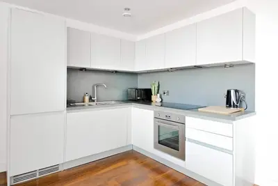 The Panda - Modern 2 Bedroom Apt in City Centre