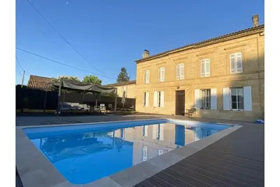 Image de Maison de Maître Gironde construite en 1896 entièrement restaurée