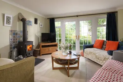 Image de Pump Cottage (Sleeps 8) - a house that sleeps 8 guests in 4 bedrooms