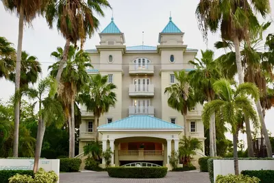 Image de Luxury Condo Seven Mile Beach