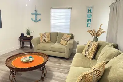 Image de Lovely 2-bedroom apartment “Newly Renovated” near lake Okeechobee and the marina
