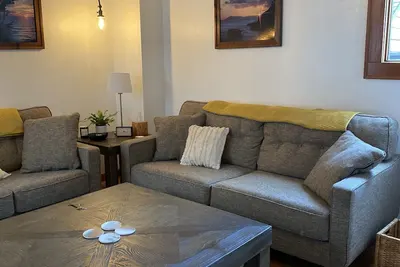 Image de Peaceful+Cozy StudioApt-Steps to Central Sellwood