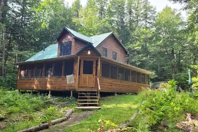Image de Large Secluded Cabin on the Lake - Now Sleeps 10