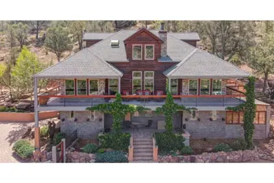 Image de The Ultimate Mountain View Getaway