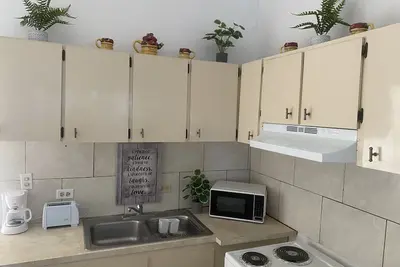 Image de Cheerful 2br\/1bath\/pkg\/pet free\/ac\/Disney Plus\/Netflix