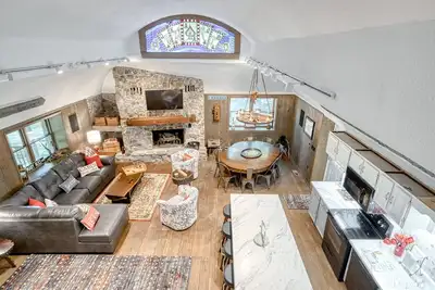 Image de Unique Cabin - near Vt, Radford U, Pete Dye Golf Course, New River, Claytor Lake