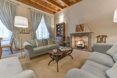 Image de Pontormo large apartment with fireplace in Oltrarno