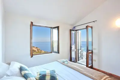 Image de Bedda Ista Apartment - B by DomusAway