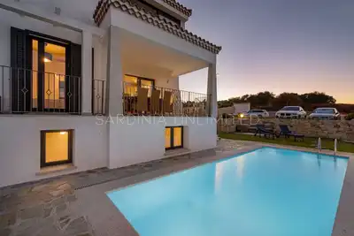 Image de Villa à Budoni avec 6 chambres à coucher, 12 couchages