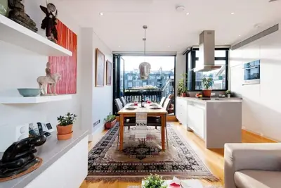 Image de Bright & Stylish Kensington Home|Rooftop Views