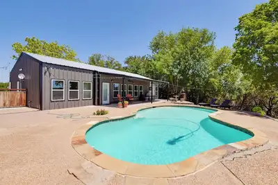 Image de Spacious Palo Pinto Home: Private Dock & Pool