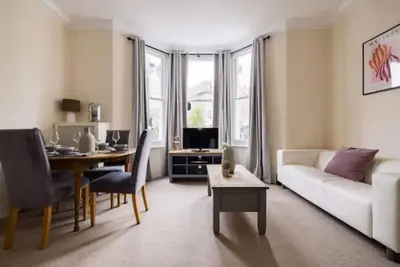 Image de 2 Bed Flat Near High Street Kensington