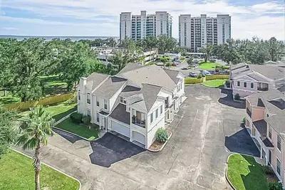 Image de Legacy Villa 2602 - 3 bedroom 2 bath with garage in beachside neighborhood