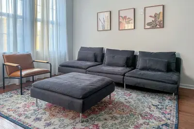 Image de *Free Parking* King Beds near Nyc & Ewr, Sleeps 12