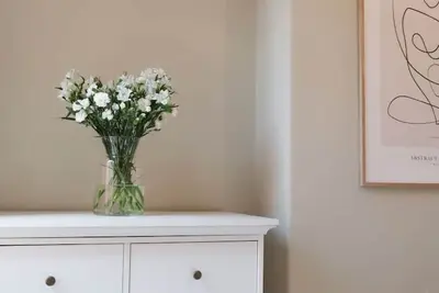 Image de Luxury living outside the city walls - sleeps six!