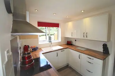 Image de Thorne - Newly Refurbished - Garden & Parking-Quiet Cul De Sac Location