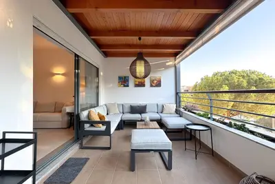 Modern flat in gated complex with pool