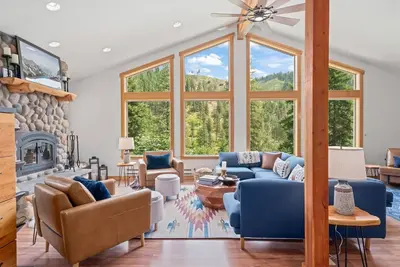 Image de Secluded and Peaceful -10 minutes from Leavenworth