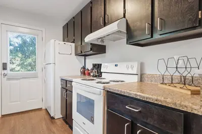 Image de 2 Bedroom Pleasant Hill - Macon Historic District