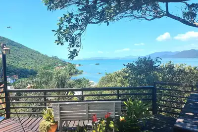 Image de Mountain house with panoramic viewpoint.