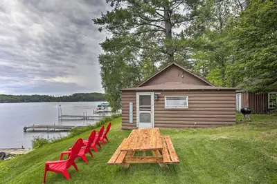 Image de Lakefront Minocqua Cabin w/ Dock & Fire Pit!