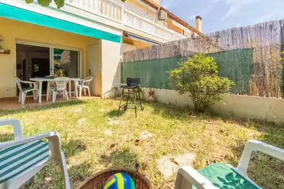 Bel appartement dans une maison de vacances pour 6 personnes avec Wifi et animaux admis