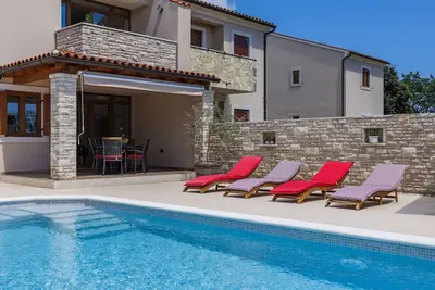 Image de Magnifique maison de vacances avec piscine privée, Wifi, climatisation, Tv et terrasse