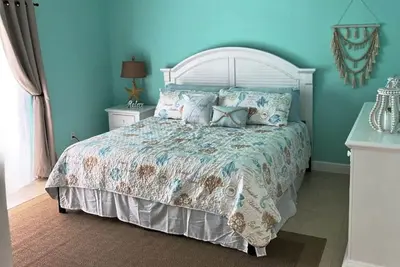 Image de Spacious condo located within Resort World Bimini!