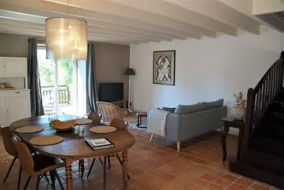 Image de Charming and modern 4-person vacation home with pool in the Lot