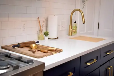 Image de Private Remodeled Berkeley/Tennyson Guest House with a 93 Walk Score