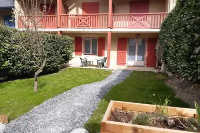 Image de T3 plain pied  jardin privatif 2minLUZ