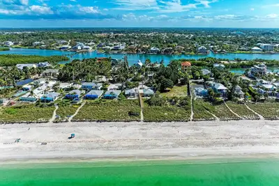 Image de Direct Beachfront Cottage-Casey Key/Nokomis Beach-2 bedrooms