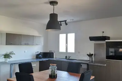 Image de Maison proche du circuit de Lédenon