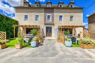 Image de Maison confortable de 3 chambres à.