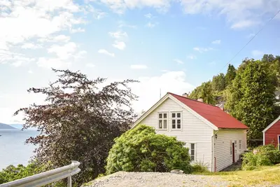 Image de Superbe maison à Brekke avec cuisine
