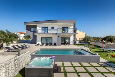 Image de Superbe maison à Galizana avec WiFi