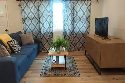 Image de Cozy 3 bedroom ranch.