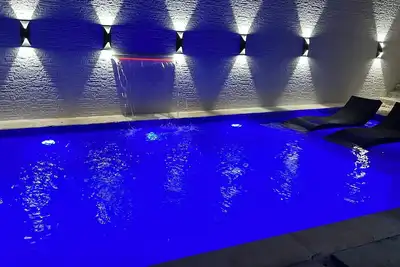 Image de house whit pool and jacuzzi
