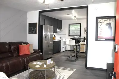 Image de Great Extended Work Stays-Pet-Friendly Cozy 2br, Driveway Parking, 30m from Downtown Atlanta